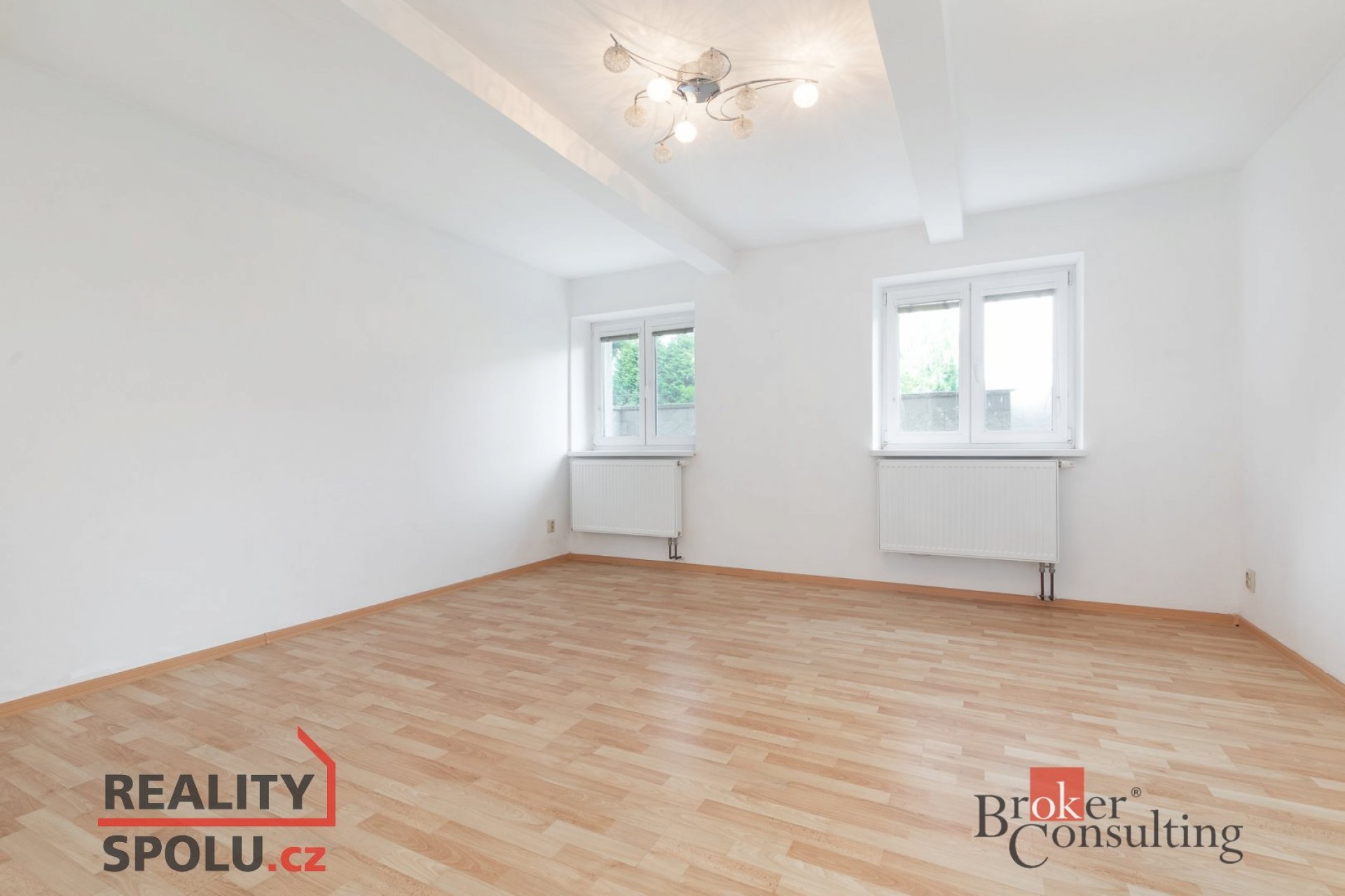 Pronájem bytu 1+1 se zahradou, 47 m2, Opava, Hobzíkova