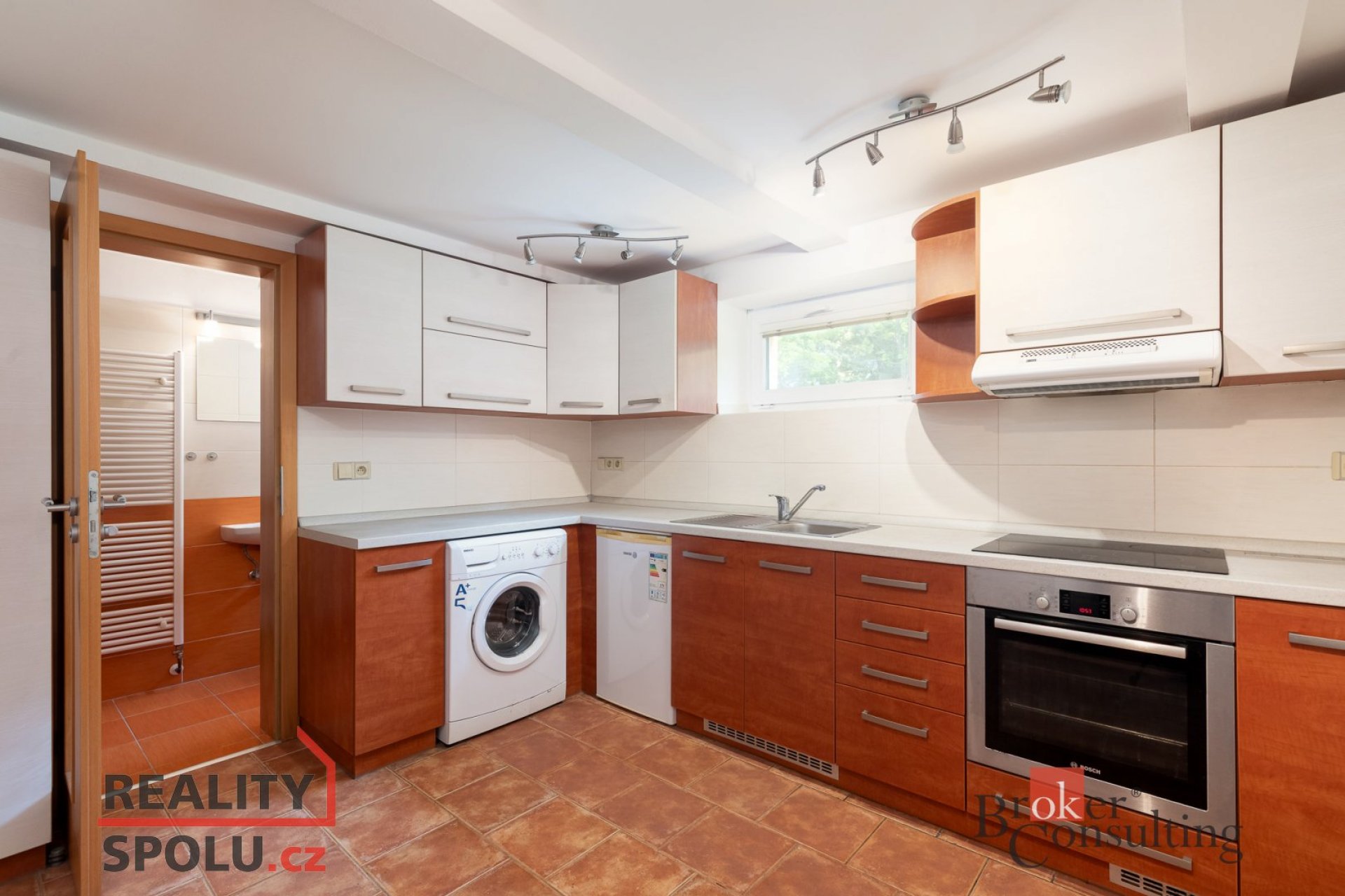 Pronájem bytu 1+1 se zahradou, 47 m2, Opava, Hobzíkova