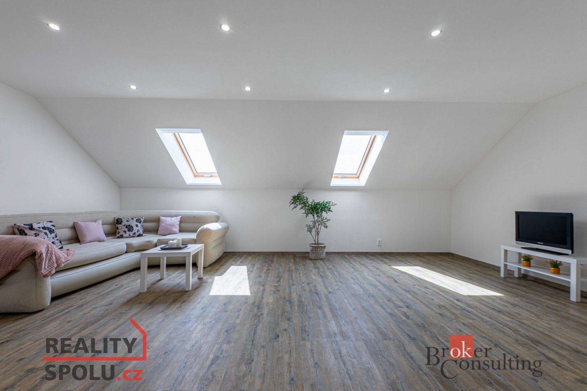 Prodej, byty/5+kk, 134 m2, K Poli, Plzeň, Plzeň-město [ID 71414]