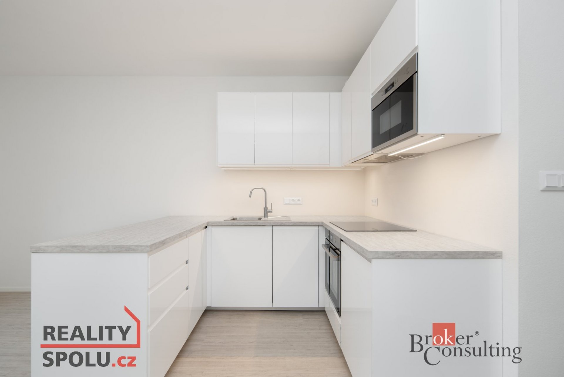 Pronájem, byty/1+kk, 30 m2, Kartónová 2844/10, 32600 Plzeň, Plzeň-město [ID 71998]