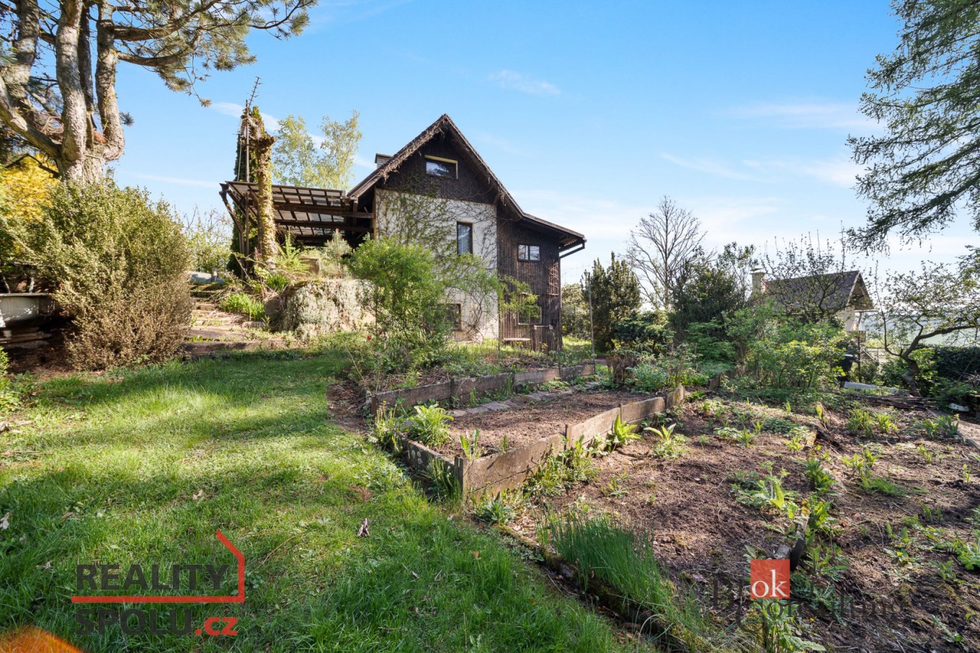 Prodej chaty 27 m², zahrada 340 m² + vlastní les 1164 m², Náchod – Kašparák