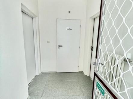 Pronájem bytu, 2+1, 40 m²