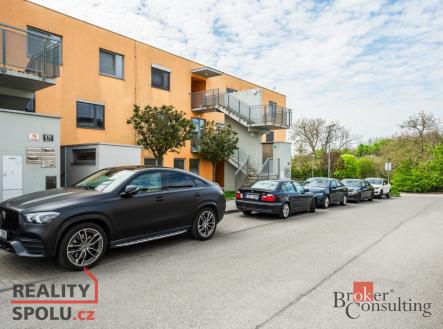 Pronájem bytu, 1+kk, 56 m²