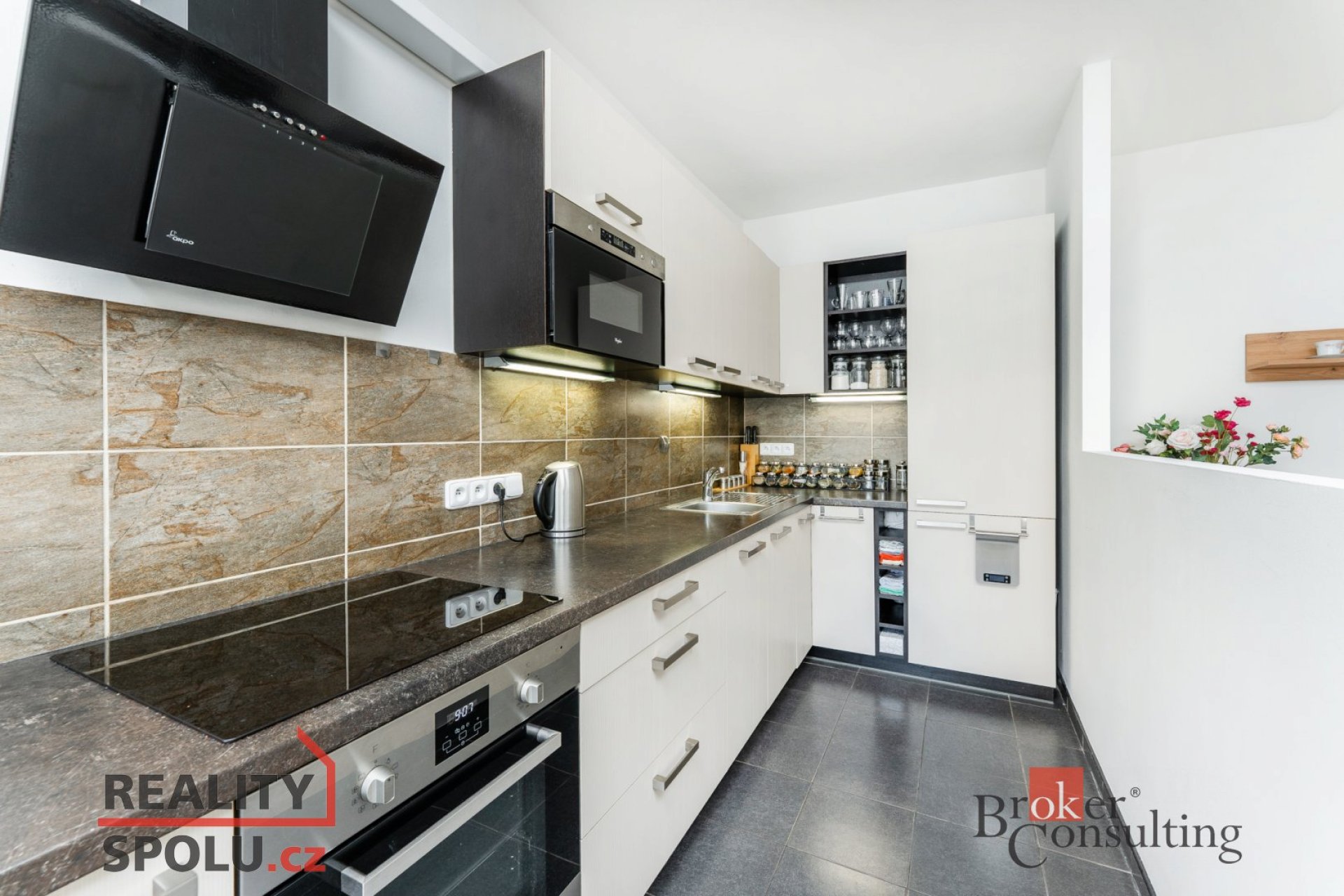 Prodej, byty/2+1, 55 m2, U Hřiště 52, 25267 Tuchoměřice, Praha-západ [ID 71902]
