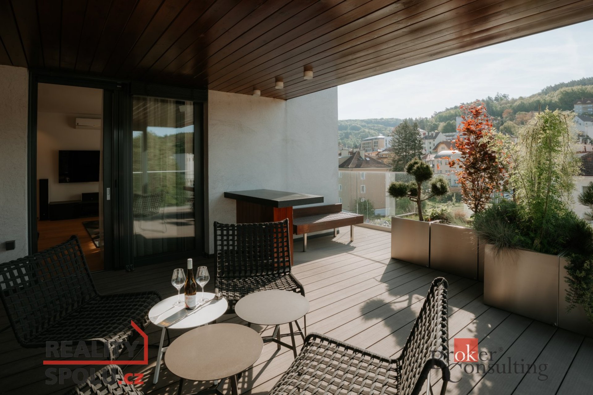 Nadstandartní byt 3+kk, 96m2, ul.Nádražní, Luhačovice