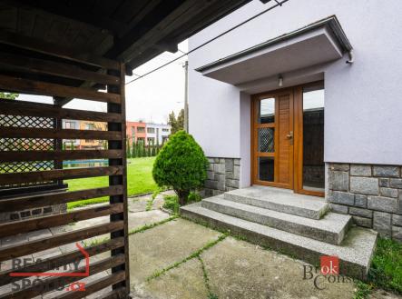 Prodej - dům/vila, 300 m²