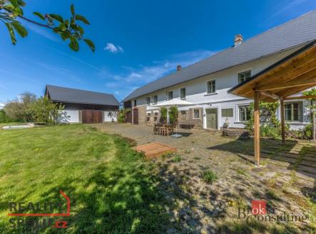 Prodej - chata/rekreační objekt, 300 m²