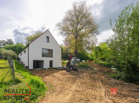 Prodej - dům/vila, 280 m²