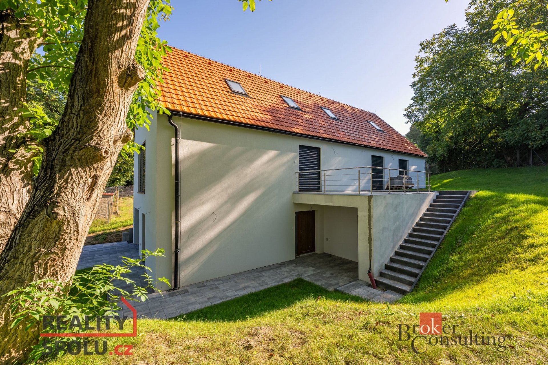 Vyjímečná novostavba v nadstandardním provedení s ohromnou podlahovou plochou