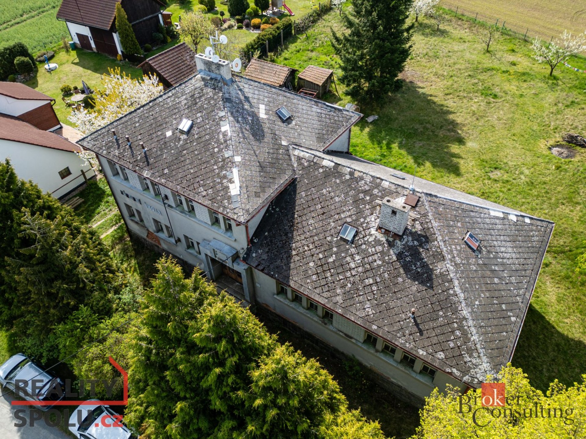 Prodej, domy/rodinný, 360 m2, Hluboká, 33165 Žihle, Plzeň-sever [ID 71760]
