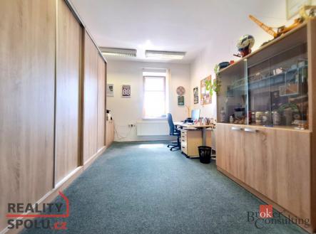 Pronájem - komerční objekt, administrativní budova, 41 m²