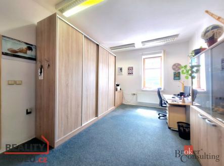 Pronájem - komerční objekt, administrativní budova, 41 m²