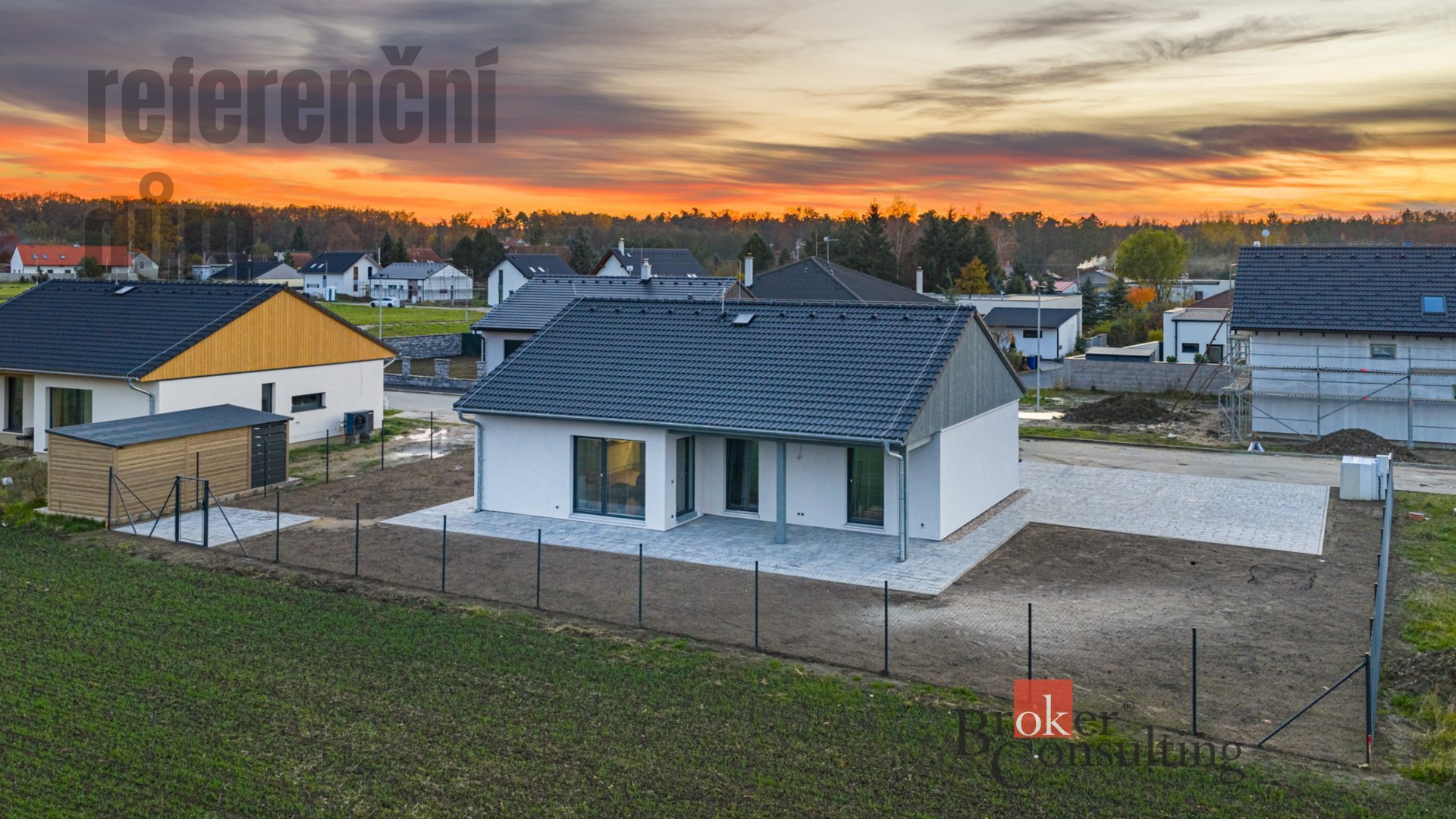 Bungalov 4KK v en. třídě A za bezkonkurenční cenu 3 minuty od Pardubic