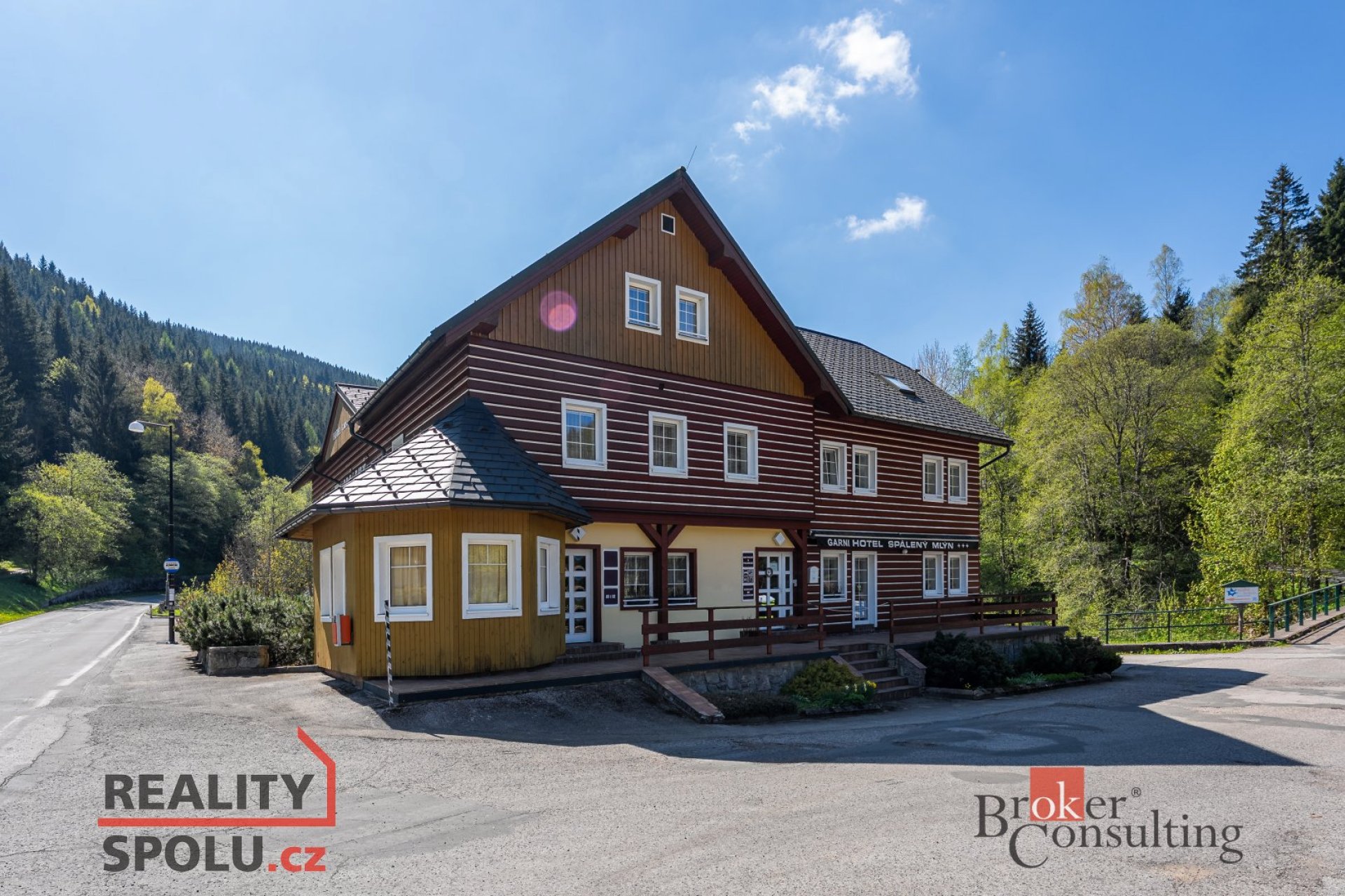 Prodej, komerční/ubytování, 526 m2, Malá Úpa  [ID 71762]