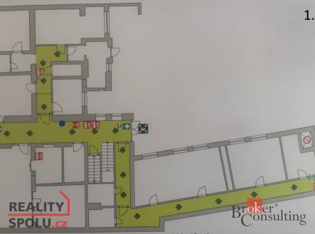 Prodej - komerční objekt, jiný, 740 m²