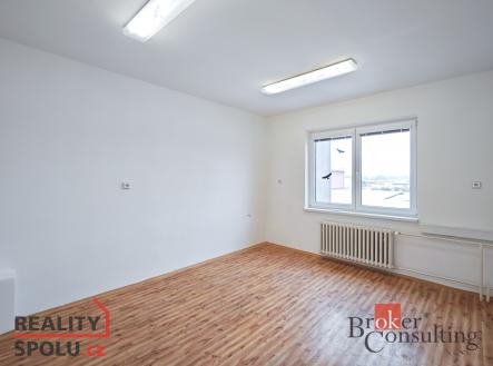 Prodej - komerční objekt, jiný, 740 m²