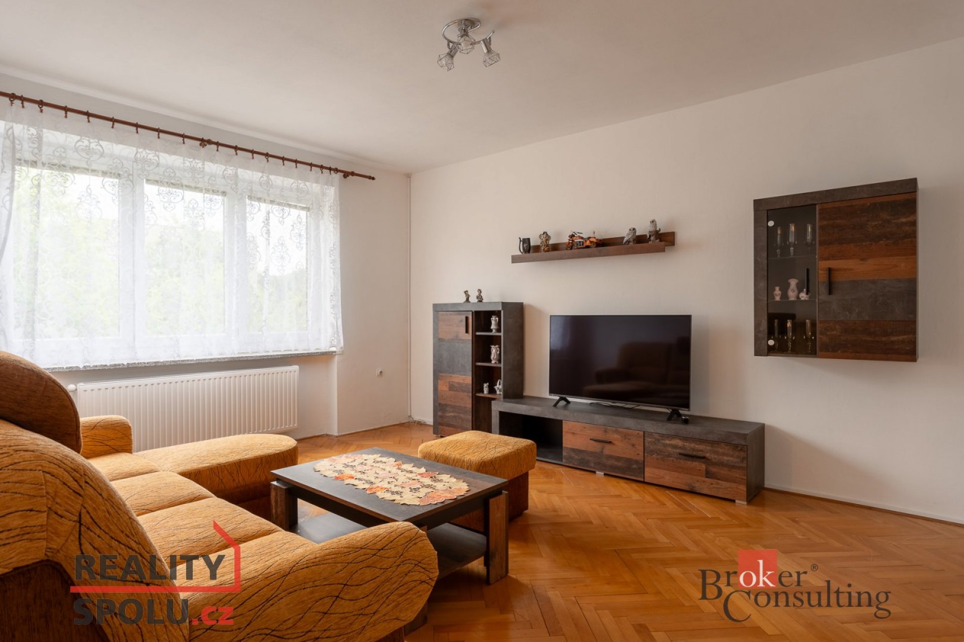 Rodinný dům, 5+2kk, 189m2, pozemek 695m2
