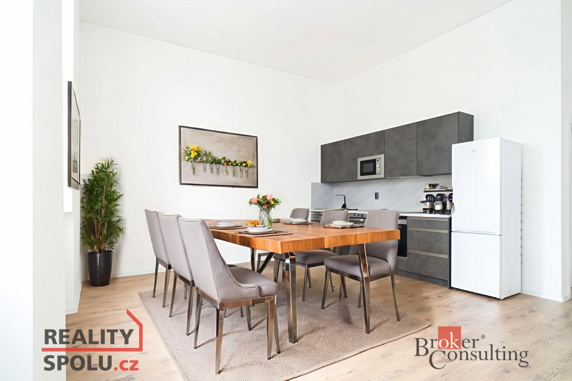 Pronájem bytu 2+kk 51m2 s parkovacím stáním