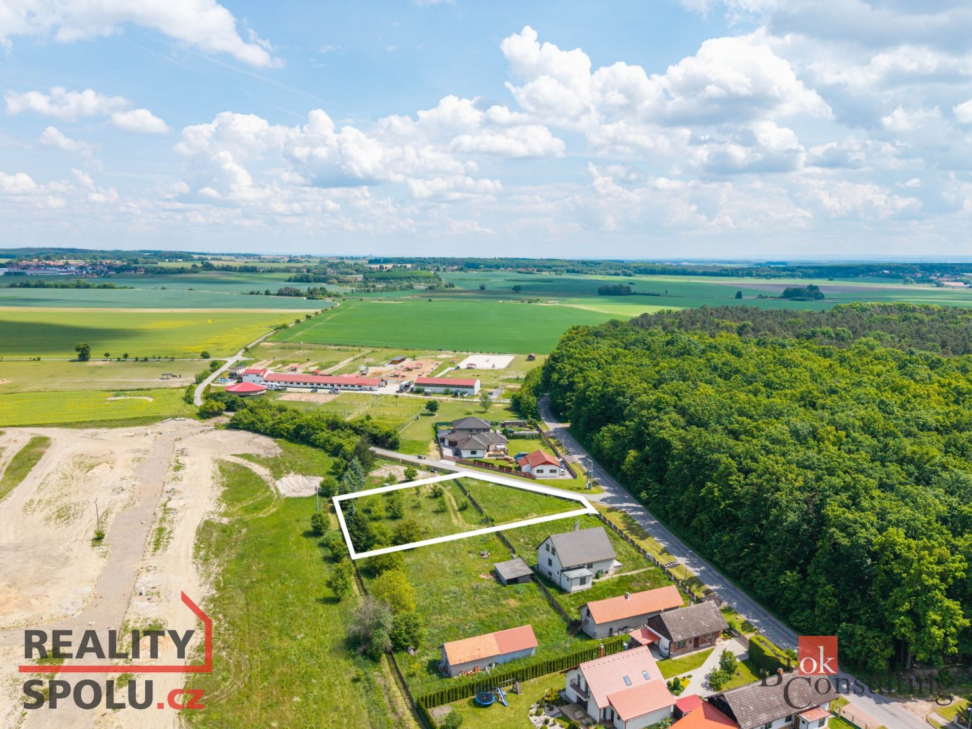 Prodej, pozemky/bydlení, 2739 m2, Klamoš, Hradec Králové [ID 72144]