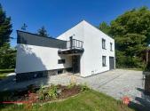 Pronájem - dům/vila, 160 m²