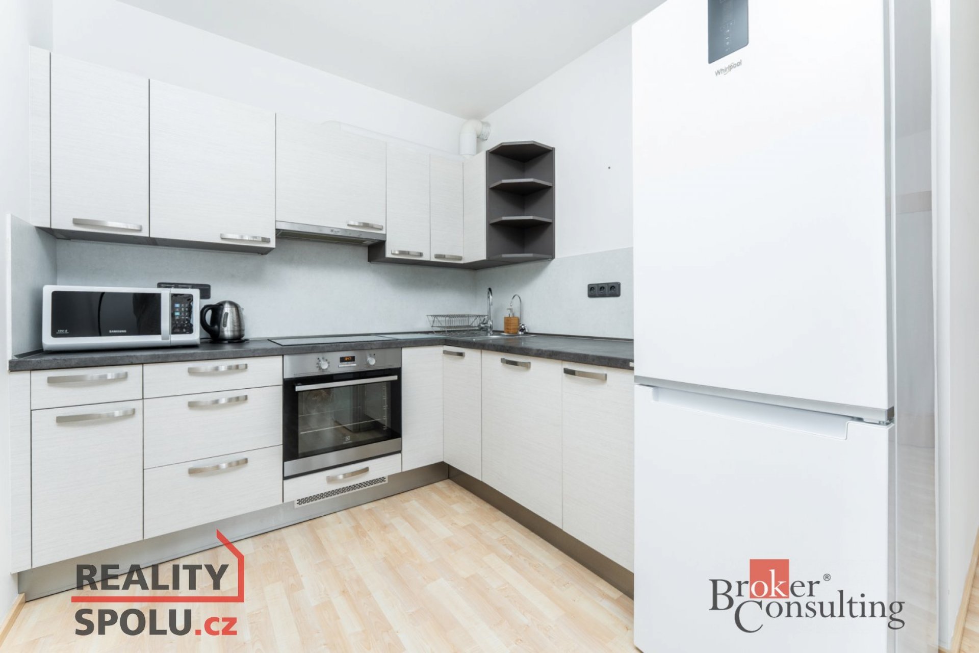 Pronájem bytu 2+KK 57 m2 / Apartment 2+KK (1-bedroom) 57 m2