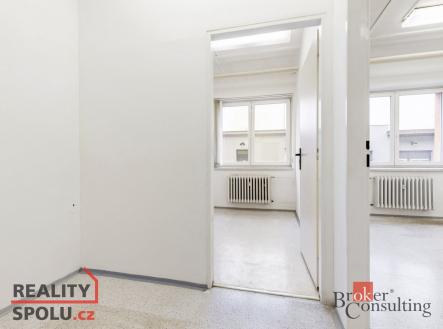 Pronájem - komerční objekt, sklad, 82 m²