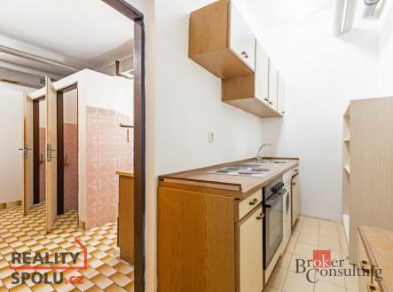 Pronájem - komerční objekt, sklad, 82 m²