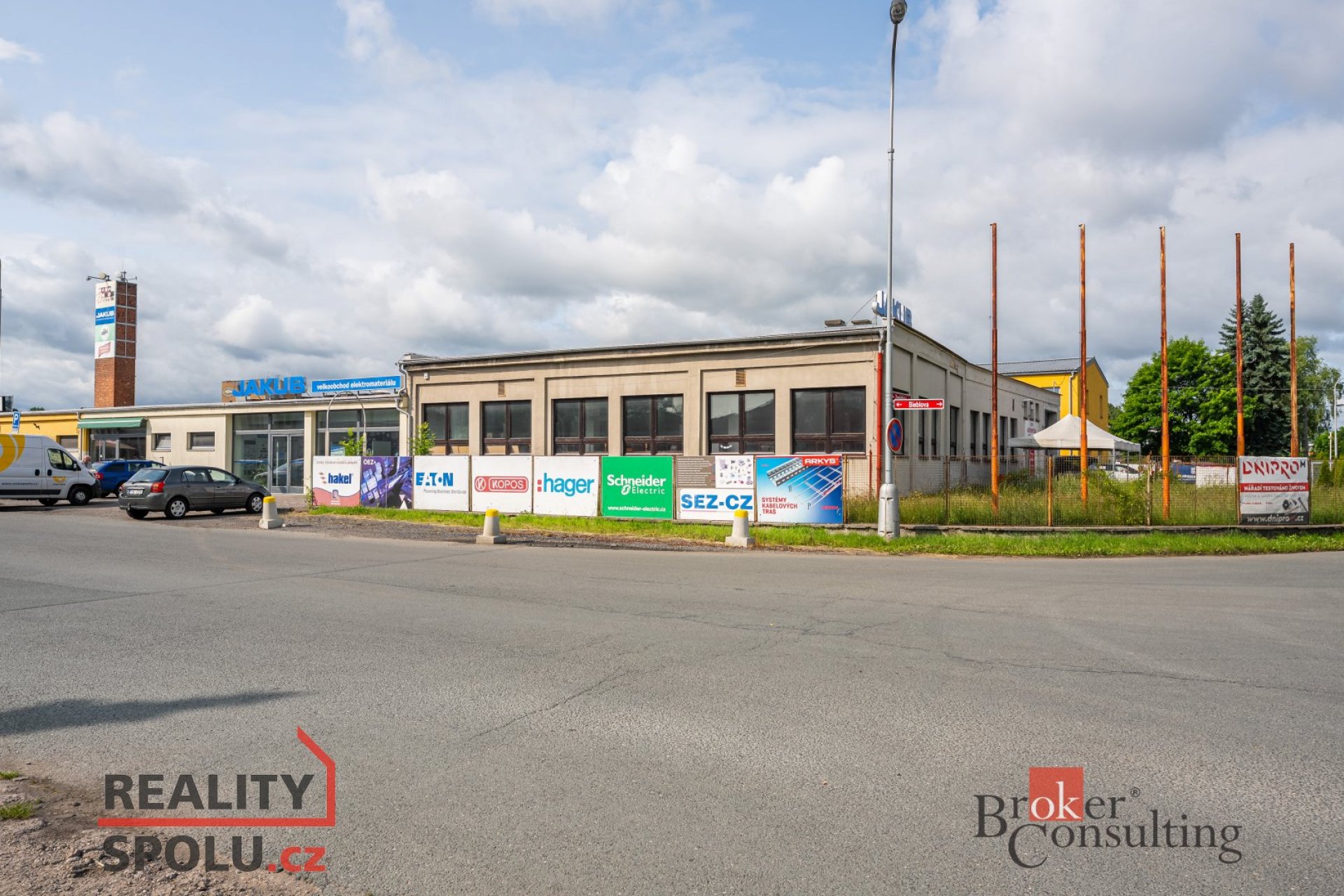 Pronájem, komerční/obchodní prostory, 480 m2, Bieblova 344/8, Slezské Předměstí, 50003 Hradec Králov