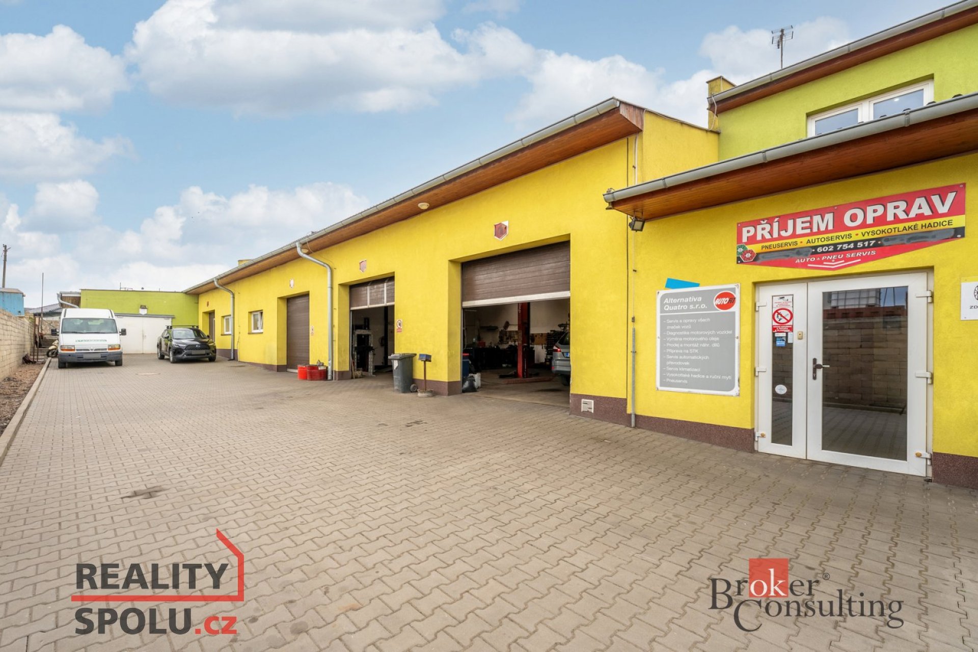 Prodej komerčních prostor 648 m2