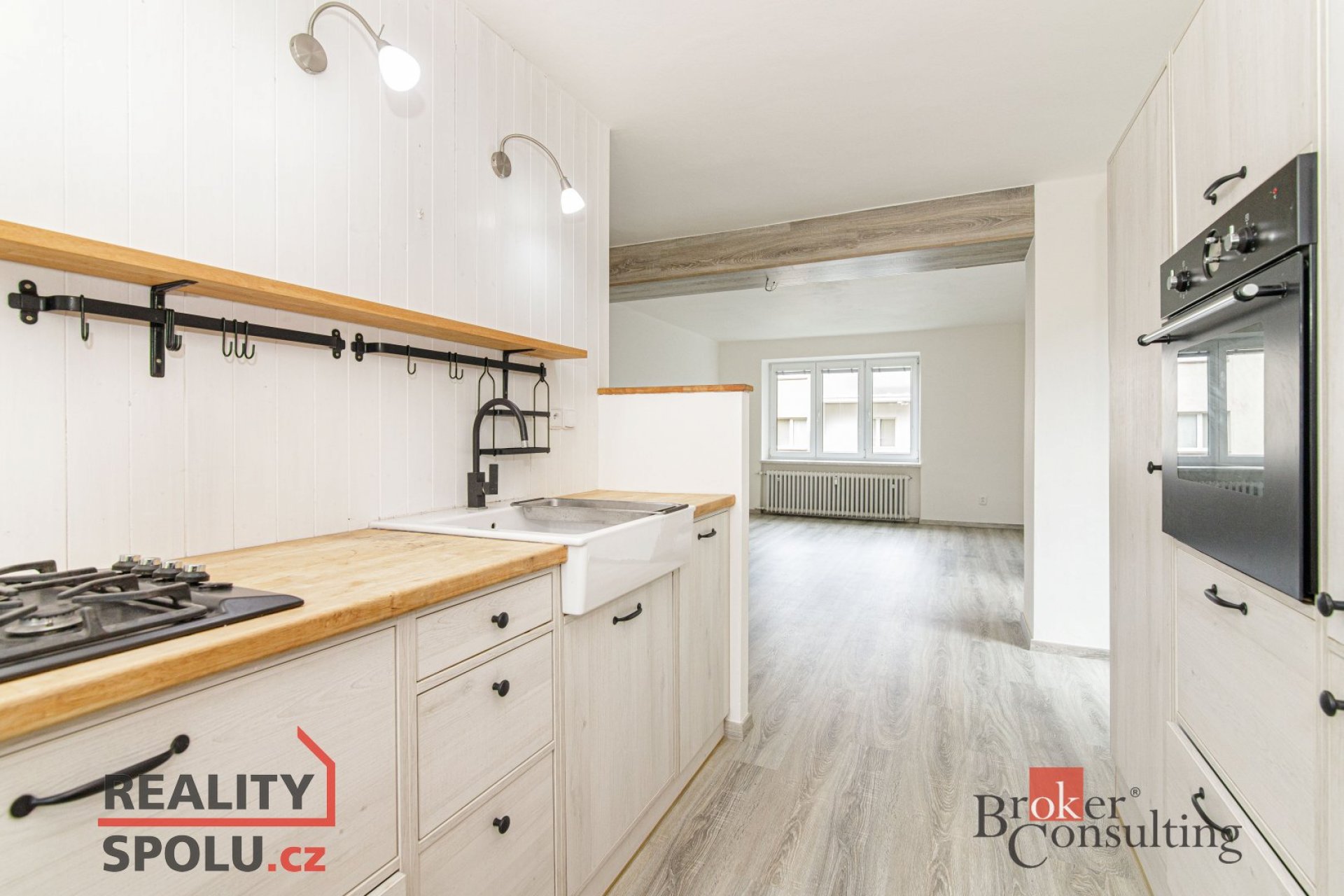 Převod dr.podílu  bytu 2+1, 3.np. na ul. Rodimcevova 17 v  Ostravě Zábřehu.