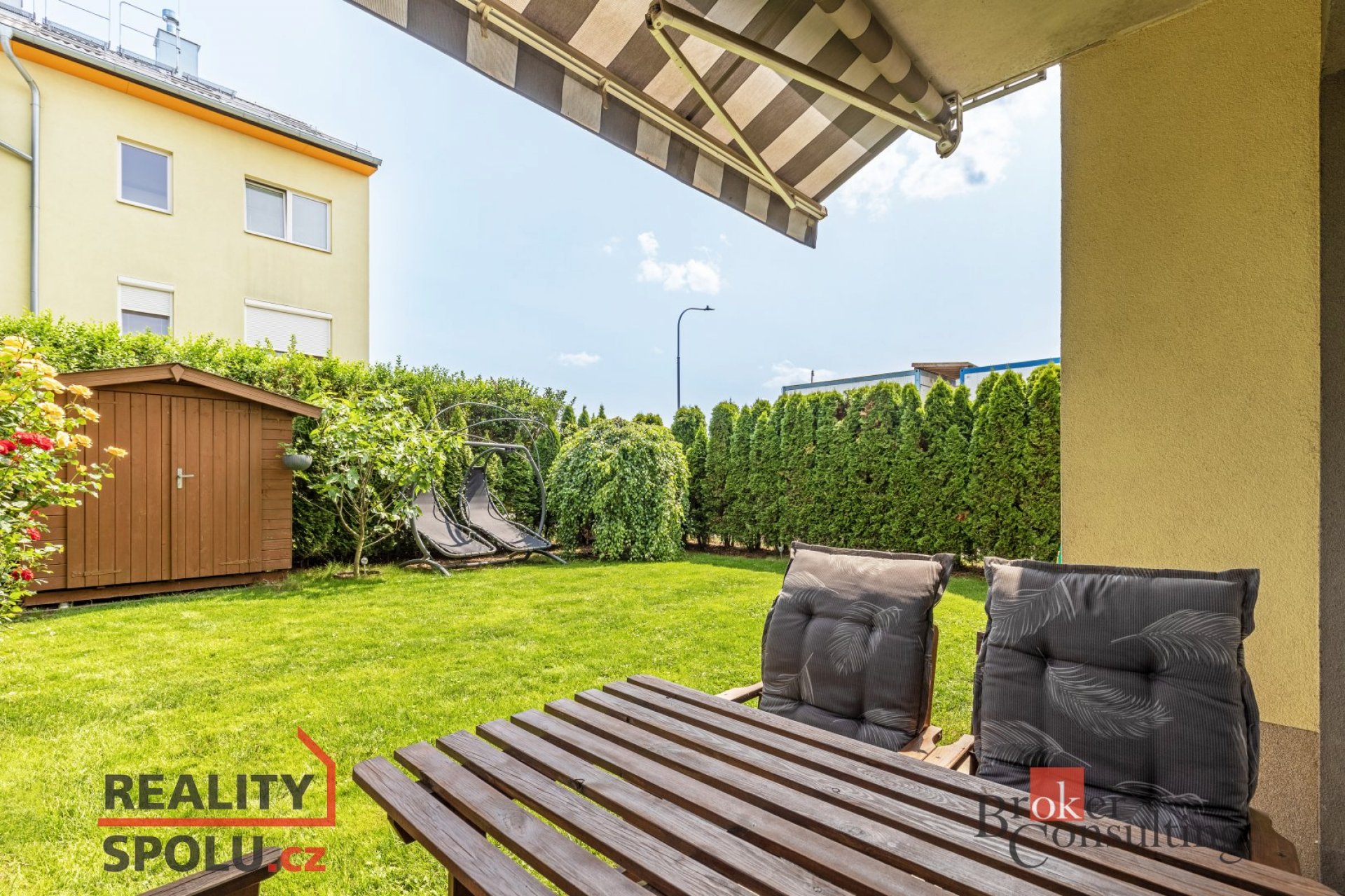Prodej bytu 3+1 188 m² se zahradou a 2 parkovacími místy