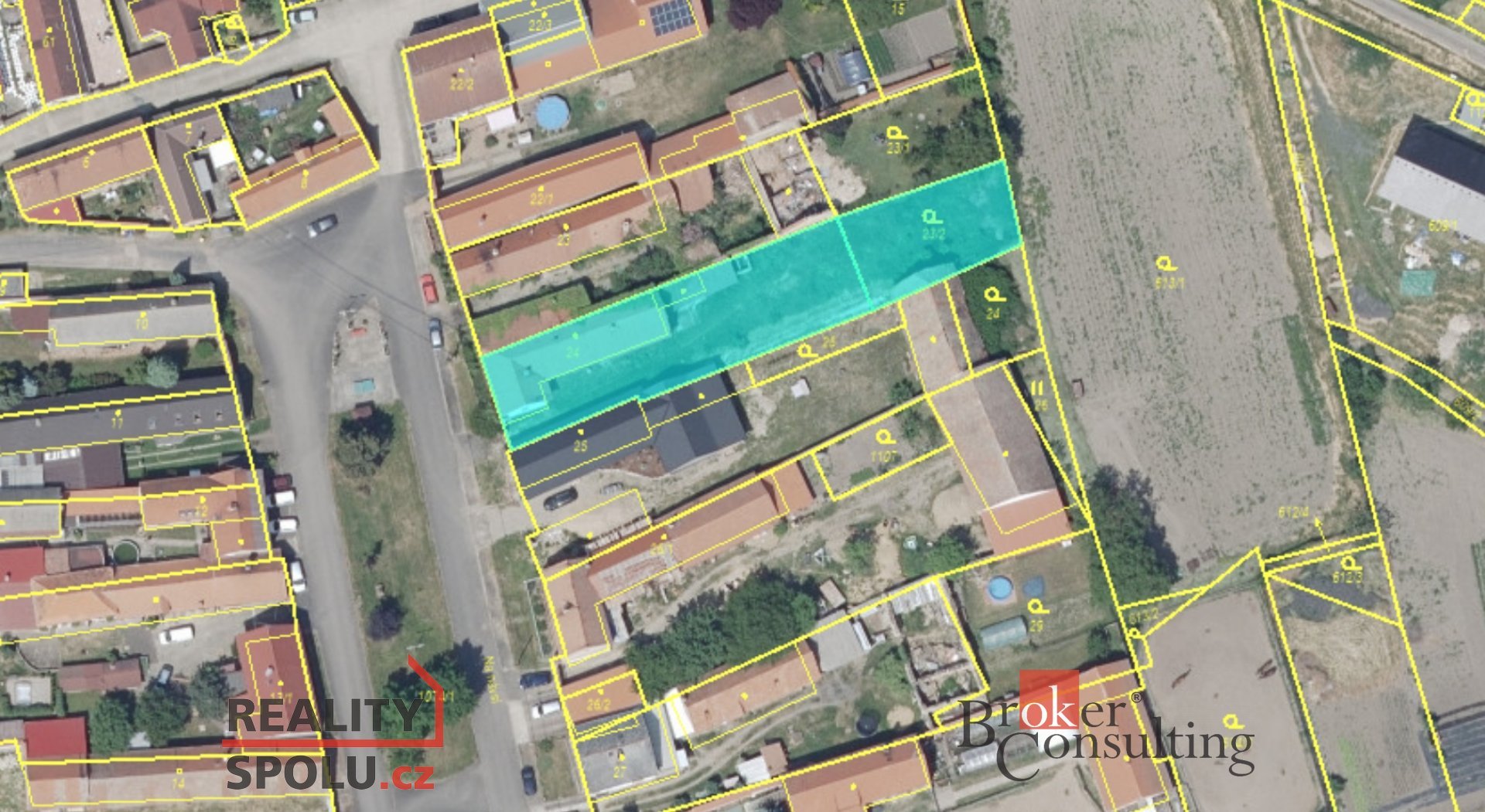 Stavební pozemek 1047 m2 v klidné obci Žabovřesky nad Ohří
