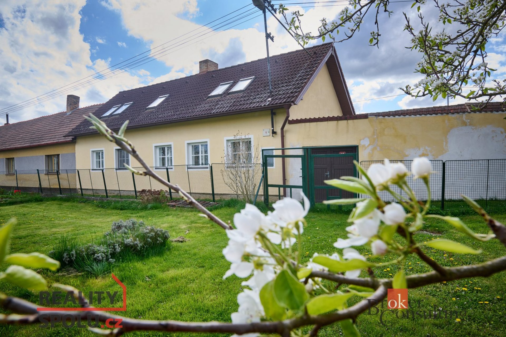 Prodej zemědělské usedlosti Nové Kestřany, u Písku