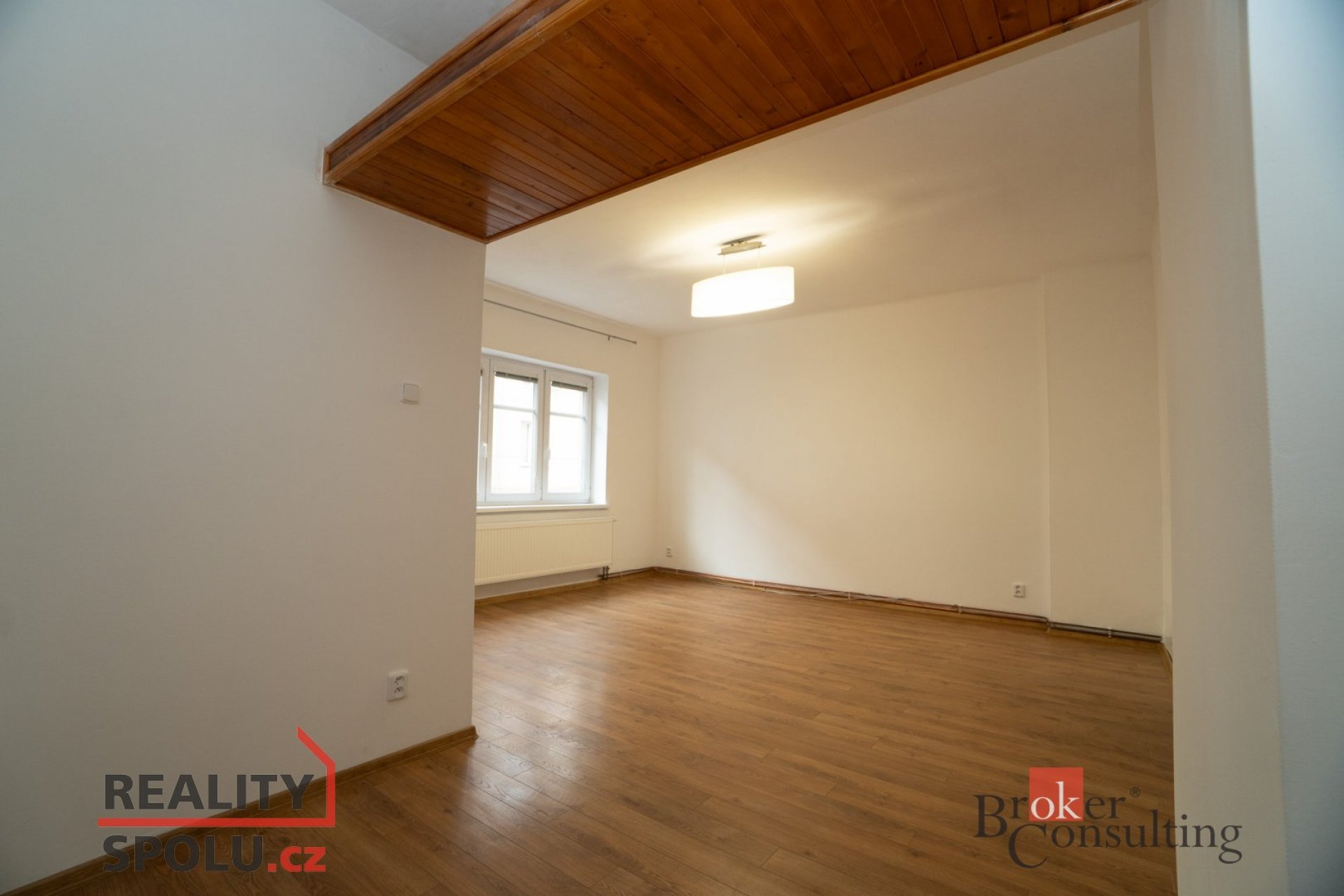 Pronájem, byty/1+1, 42 m2, Husova 721/9, 41002 Lovosice, Litoměřice [ID 73976]