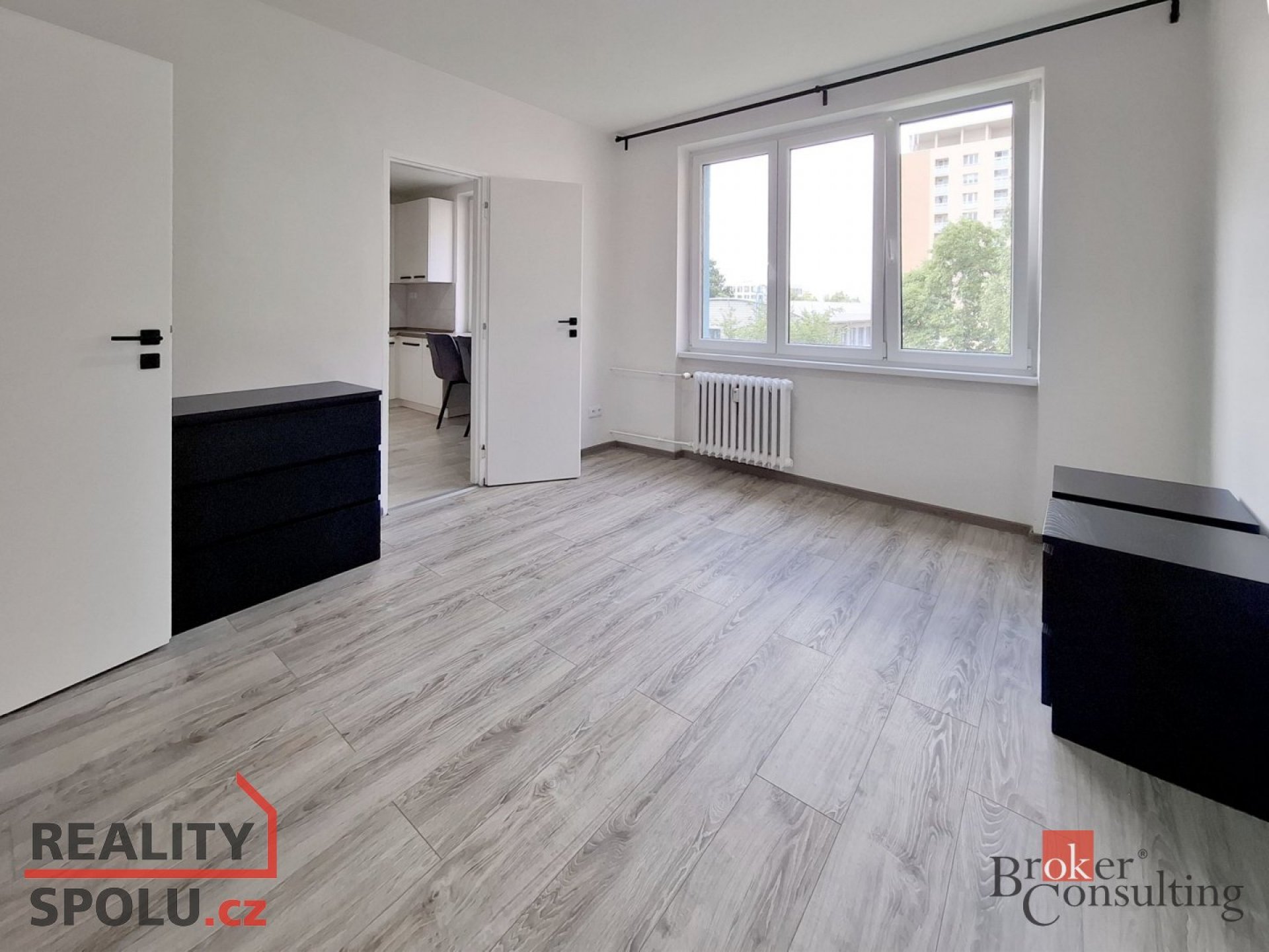 Pronájem bytu 2+1 s balkonem, 53 m2m, Ostrava, Španielova 18