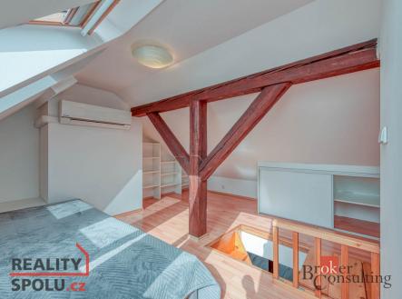 Pronájem bytu, 2+kk, 52 m²
