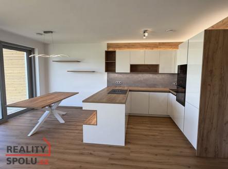 Prodej bytu, 4+kk, 96 m²