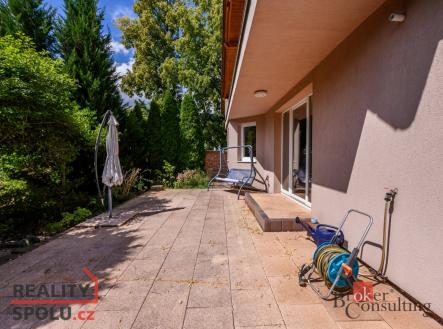 Pronájem - dům/vila, 200 m²