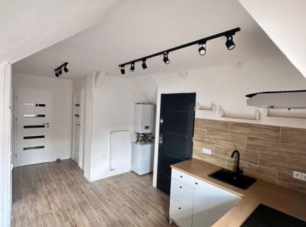 Pronájem bytu, 2+1, 60 m²