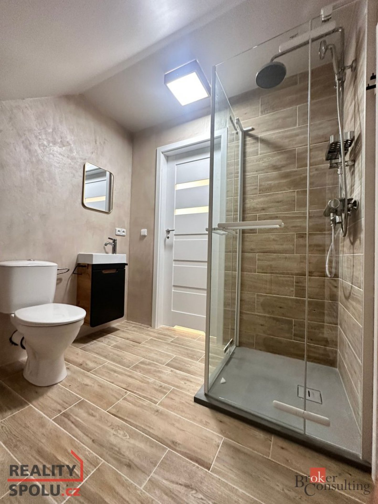 Pronájem bytu 2+1, 60 m² v Chlumci nad Cidlinou
