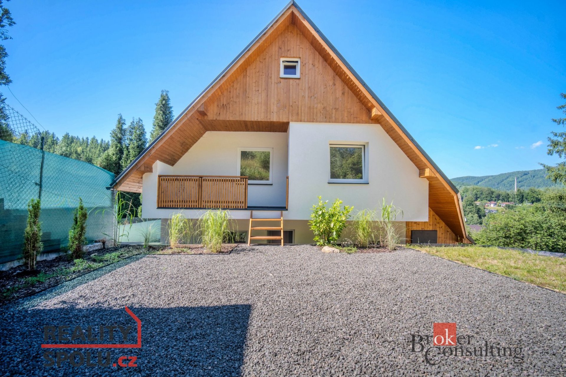 Dům v Jizerských horách s pozemkem u lesa - Desná - Tanvald