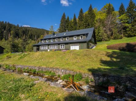 Prodej - komerční objekt, jiný, 528,64 m²