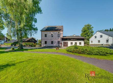 Prodej - komerční objekt, jiný, 254 m²