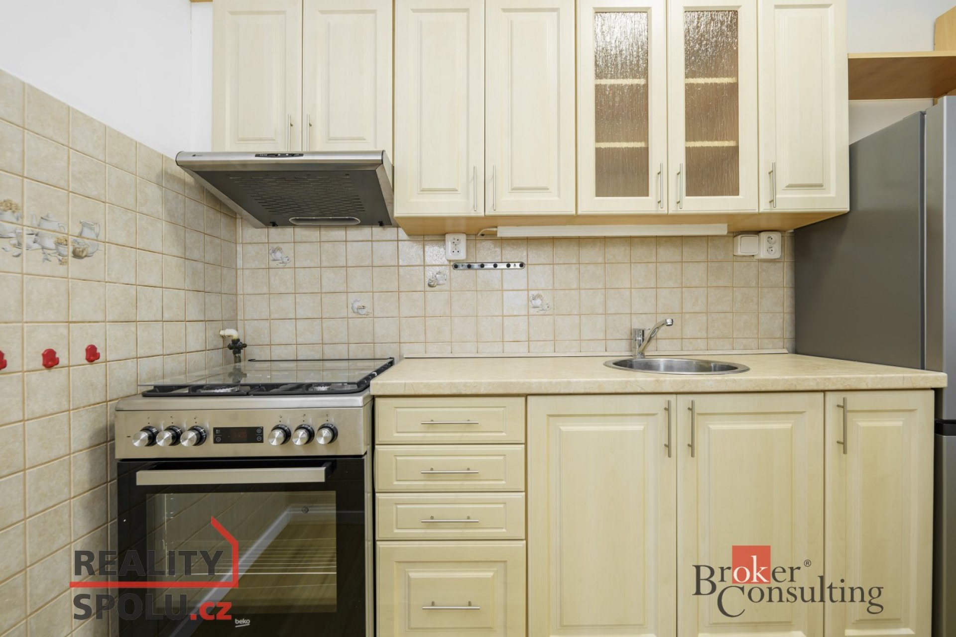 Prodej bytu 3+1 po částečné rekonstrukci – Praha 4, Modřany, ul. Jordana Jovkova 62 m² prostoru, lod