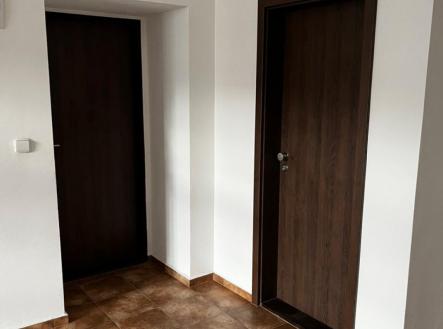 Pronájem - komerční objekt, administrativní budova, 44 m²