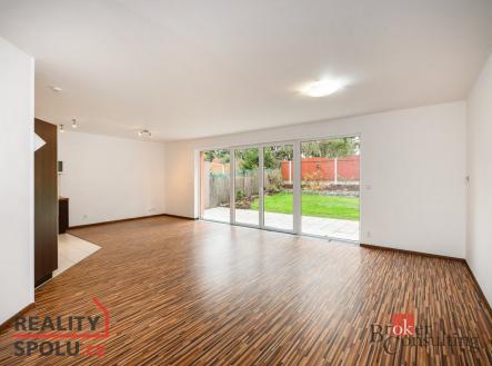 Pronájem - dům/vila, 232 m²