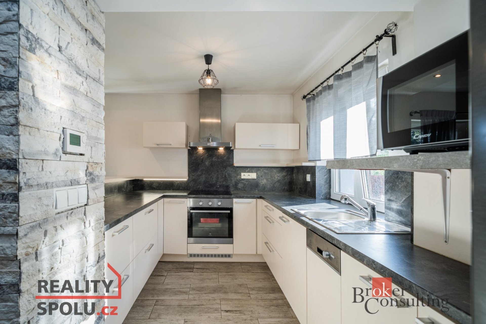 Prodej, domy/rodinný, 143.5 m2, Sluneční 233, 25722 Nespeky, Benešov [ID 75772]