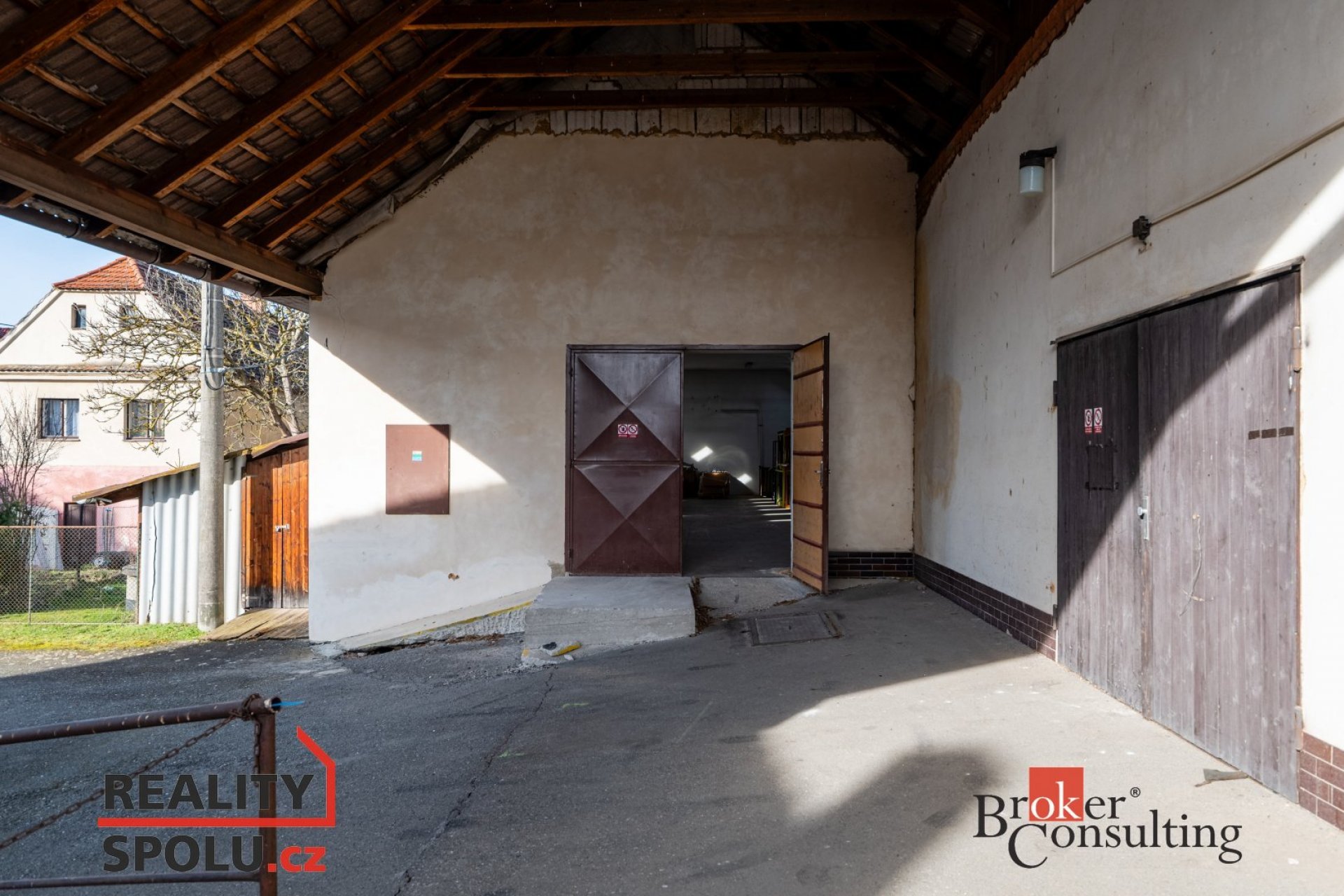 Pronájem, komerční/sklad, 250 m2, Šťáhlavice 150, 33204 Šťáhlavy, Plzeň-město [ID 76500]