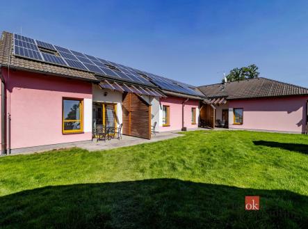 Prodej - komerční objekt, jiný, 400 m²