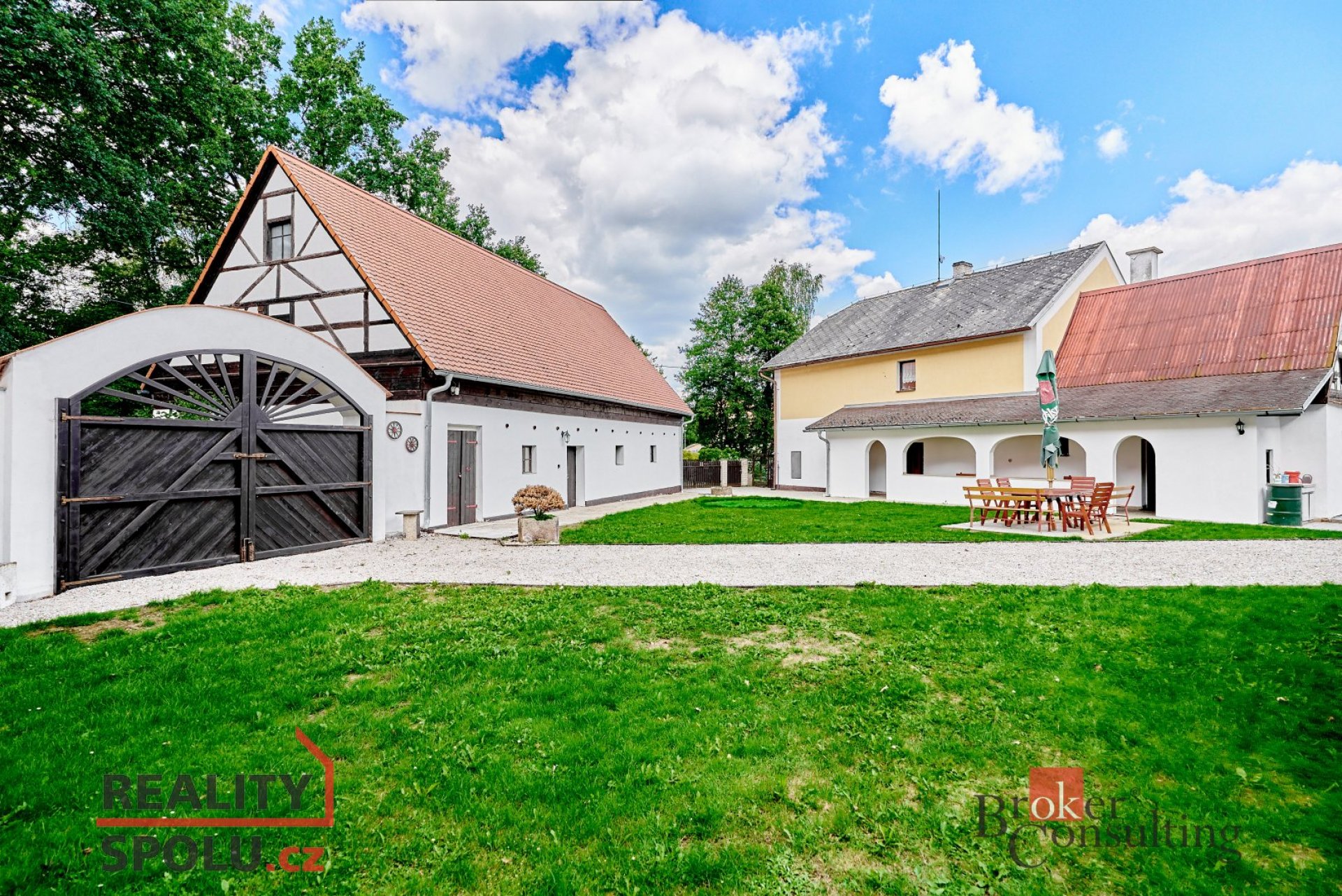 Prodej, domy/zemědělská usedlost, 280 m2, 35002 Okrouhlá, Cheb [ID 77247]